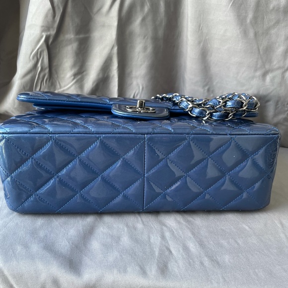 ***~~~SOLD~~~*** Chanel Classic Double Flap Patent Leather - Picture 5 of 11